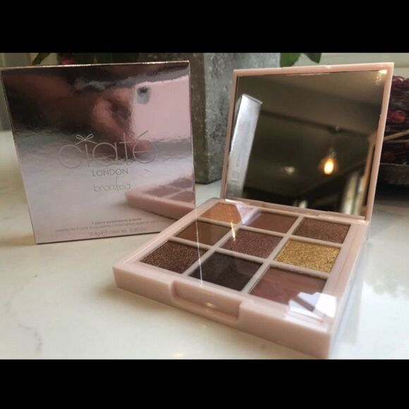 Make up bundle : mascara, lipstick,CIATEeyeshadow - Picture 3 of 9